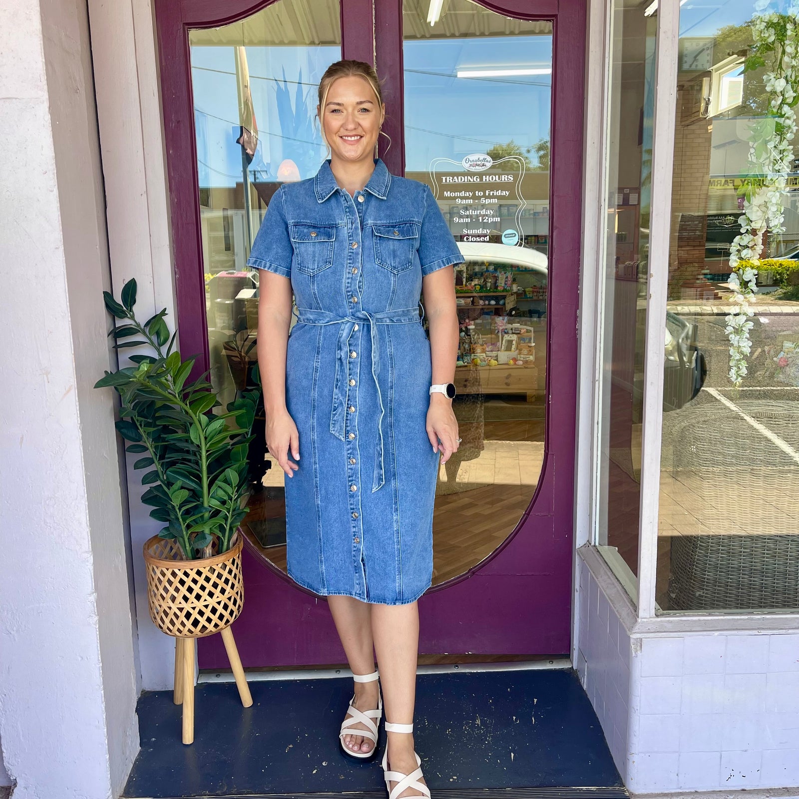 Short Sleeve Tie Waist Denim Midi Dress